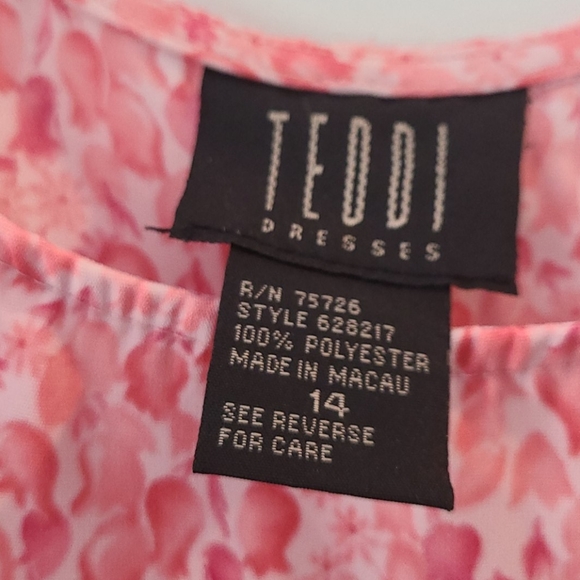 Classic Teddi Vintage Style Maxi Dress👗 - Picture 3 of 9